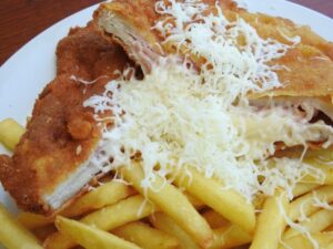 Cordon Bleu - sonkával sajttal töltött sertésszelet